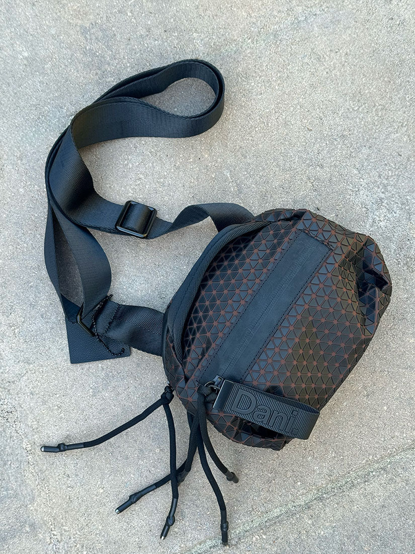 bonnie mini crossbody geo chocolate