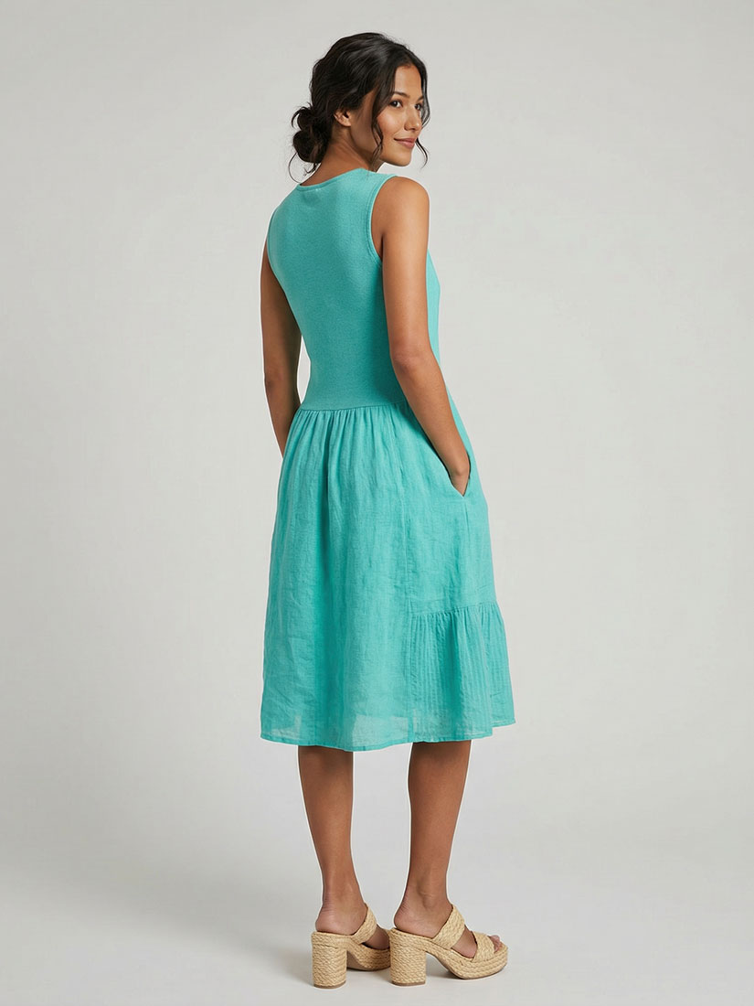 inizio linen clara dress on dark haired model