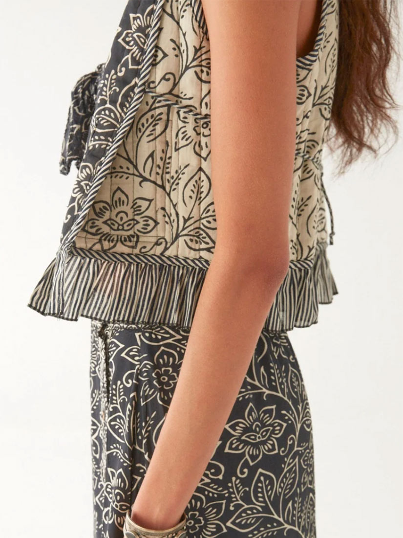Maison Hotel FERNANDA Jasmine Print Reversible Vest