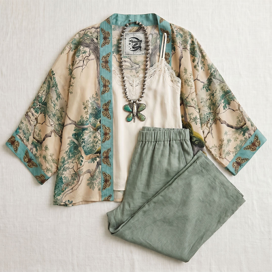 EARTH & SKY Pixie Duster