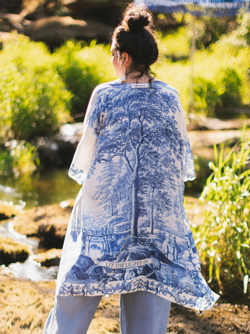 LET THE LIGHT IN Goddess Duster
