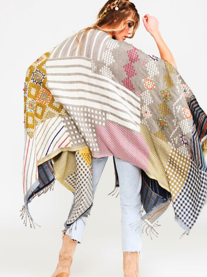 Aratta SNOW WHITE Reversible Poncho
