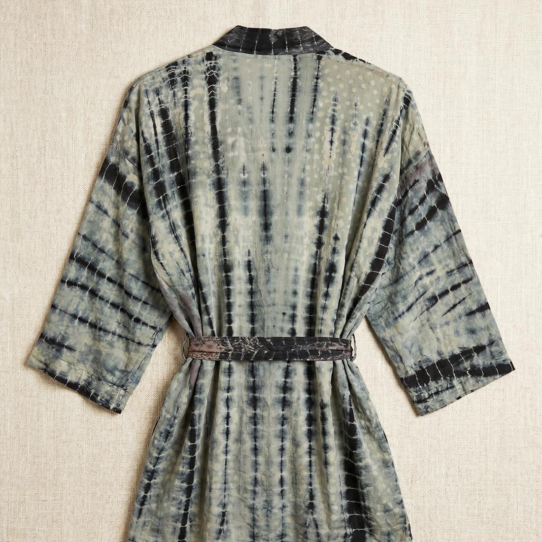GREY SCALE Vintage Silk Tie Dye Kimono