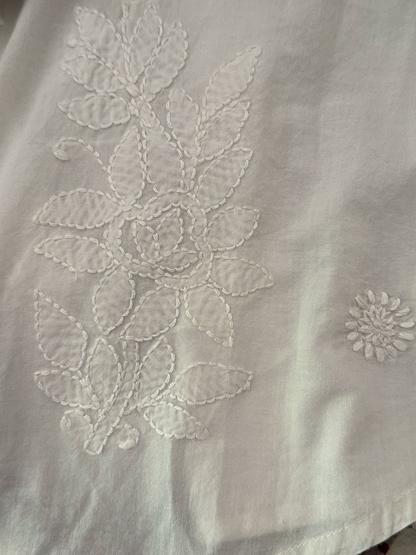Maison Hotel GANGES Off White Embroidered Blouse