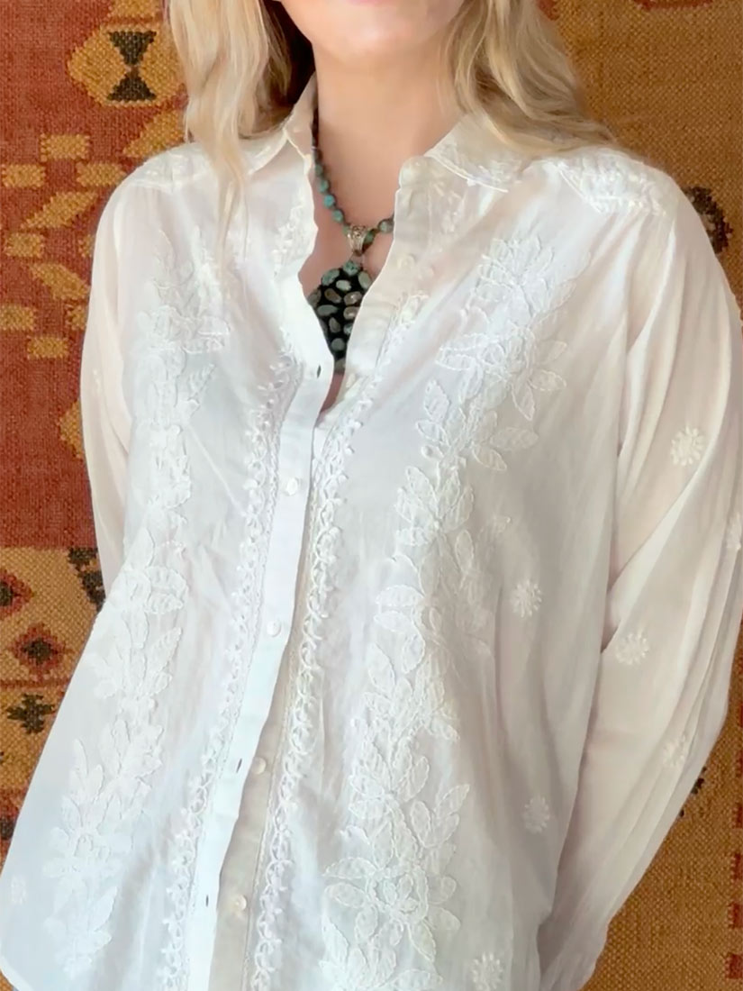 Maison Hotel GANGES Off White Embroidered Blouse
