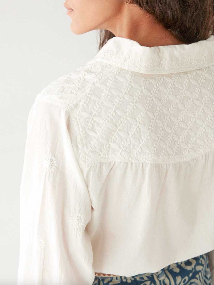 Maison Hotel GANGES Off White Embroidered Blouse