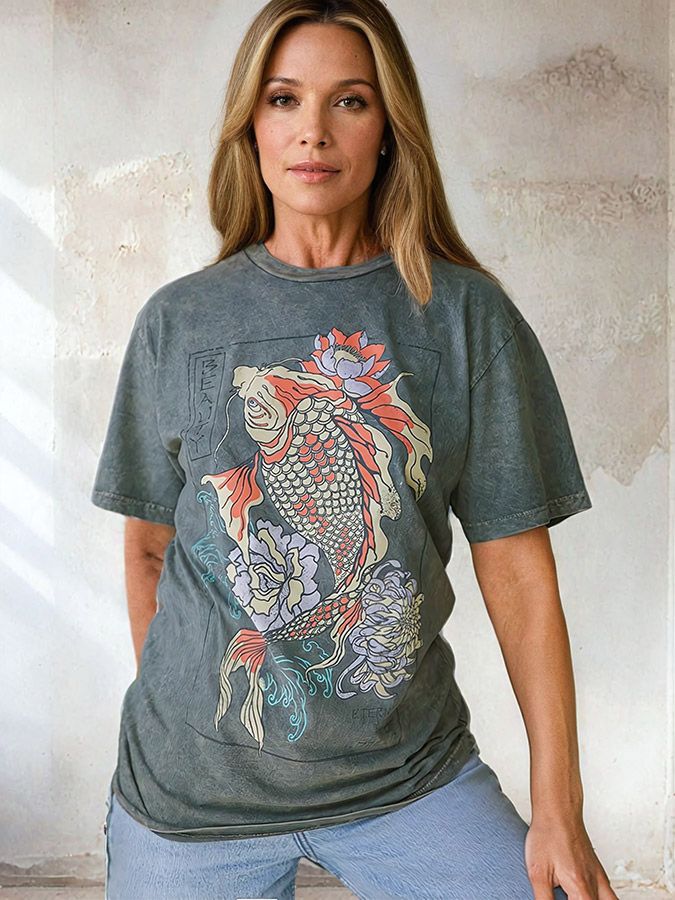 GDC koi flower graphic tee
