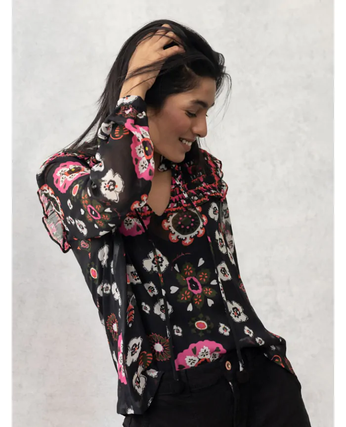 DAISY Pink Floral Blouse | Emily Lovelock